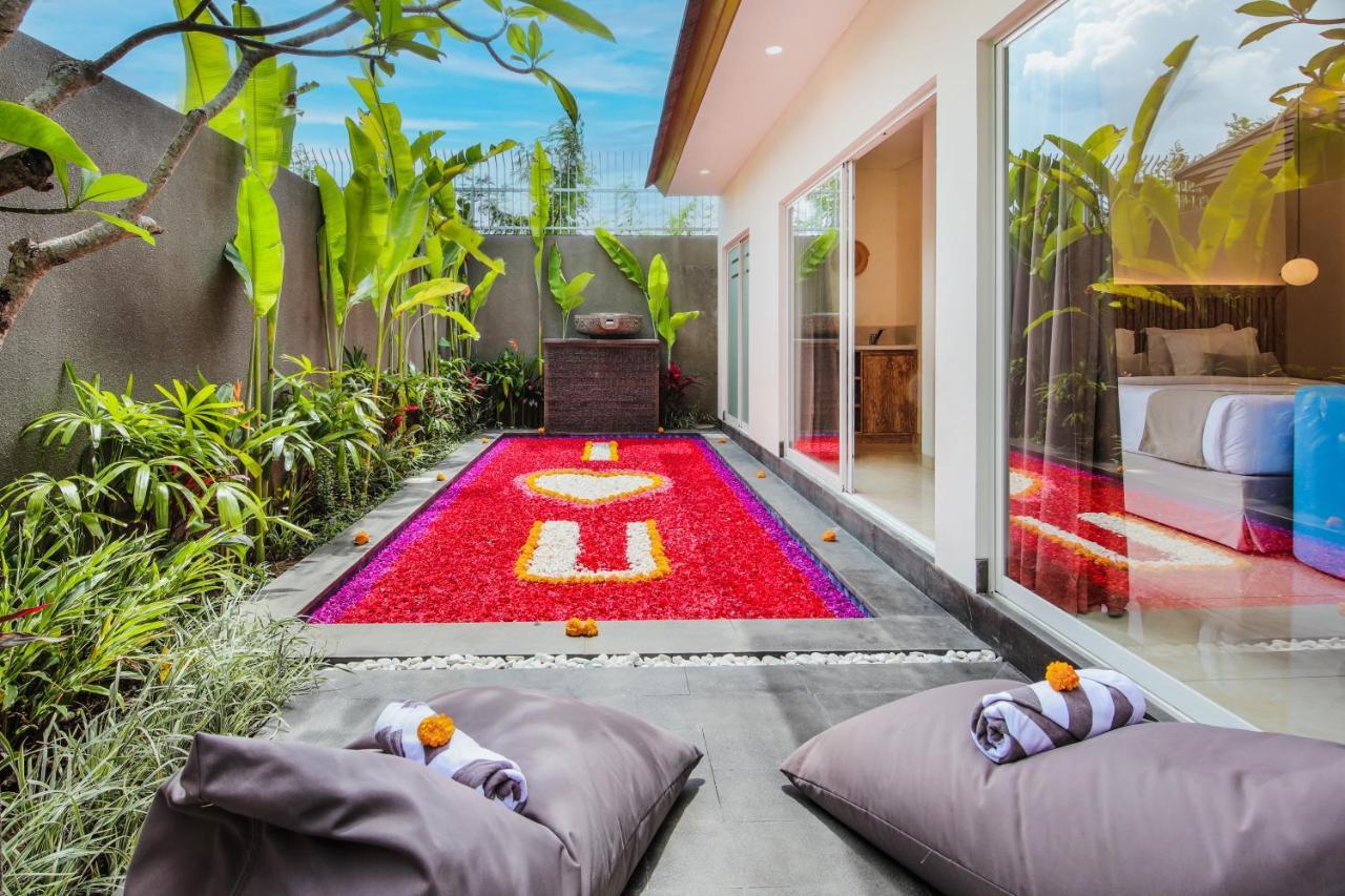 Le Cielo Romantic Villas By Maviba Seminyak Zewnętrze zdjęcie