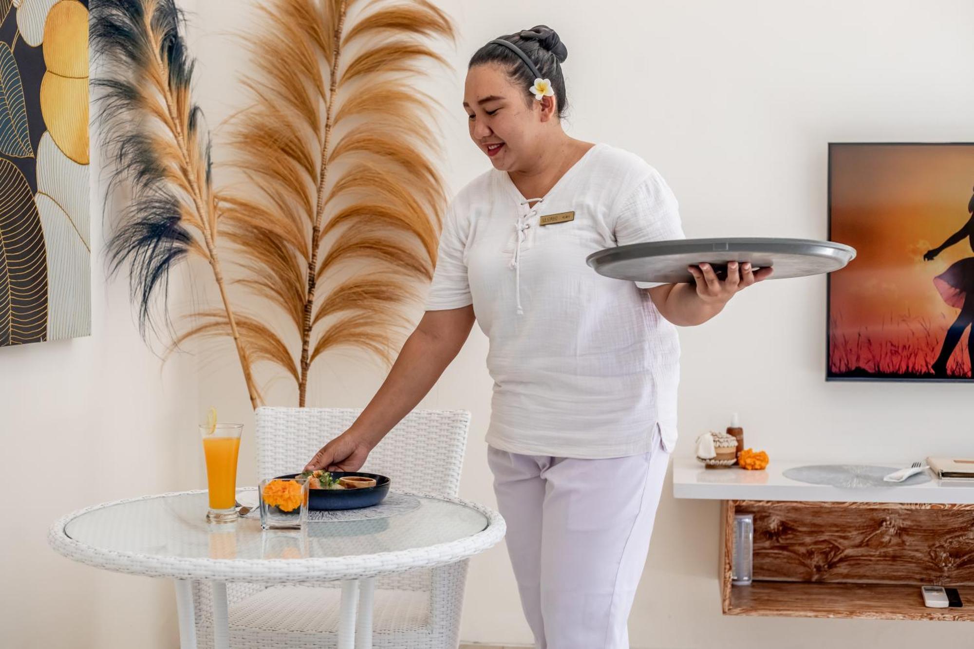 Le Cielo Romantic Villas By Maviba Seminyak Zewnętrze zdjęcie